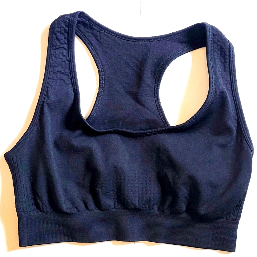 NWOT Black Seamless Sports Bra